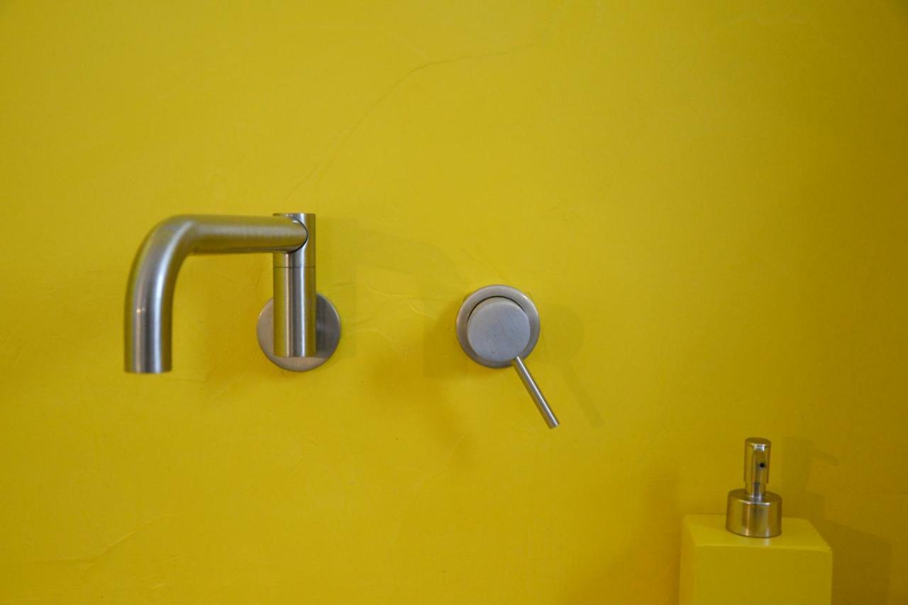 Ecloge, Hydra Island *